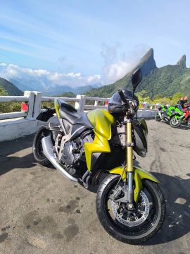 Vendo Moto Linda!!!