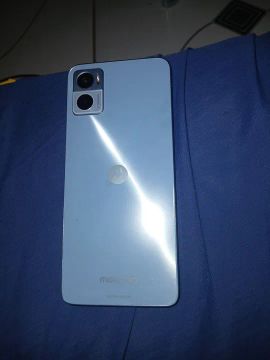 Moto E22 - 