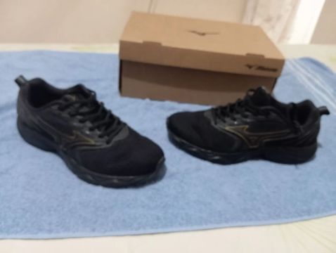 Tênis Mizuno Masculino Preto tamanho 40/41