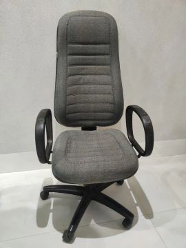 Cadeira de Escritório Giratória com Rodinhas