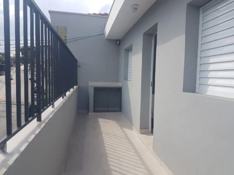Casa tipo para locação com 1 quarto, 40m²