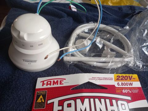Ducha Elétrica FAMINHO 4T 6.800W 220V