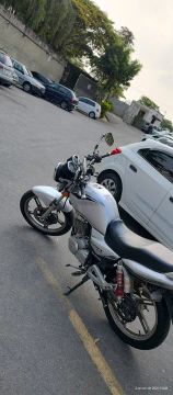 Moto Suzuki gsr 125 2015
