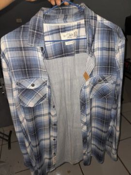 camisas seminovas usada