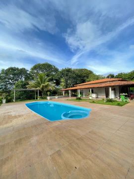ALUGA-SE SÍTIO PARA LAZER E EVENTOS!