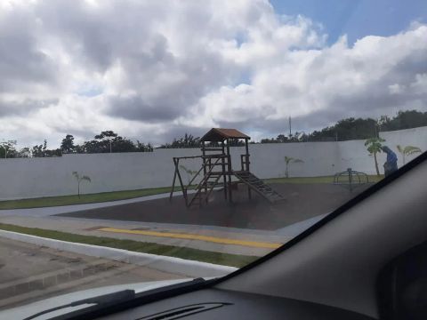 Passo casa no condomínio Boulevard 1