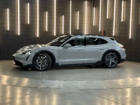 Porsche Taycan 4s Cross Turismo