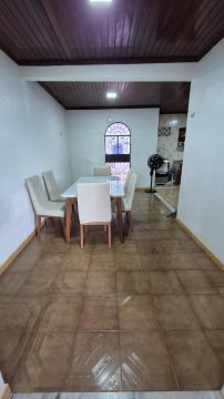 Olha que Oportunidade! Casa de 3 qts  no Cj Ajuricaba pertinho da UBS do Ajuricaba
