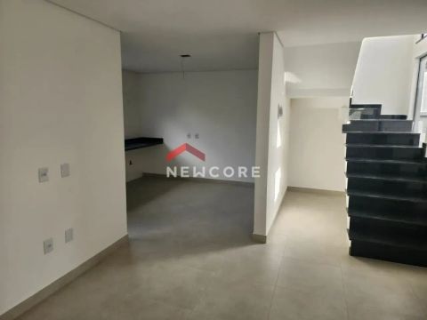 Casa em Rua Professor Ary Silva - Vila São Paulo - Mogi das Cruzes/SP