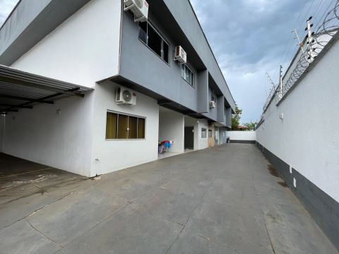 Vendo Sobrado 507 sul 