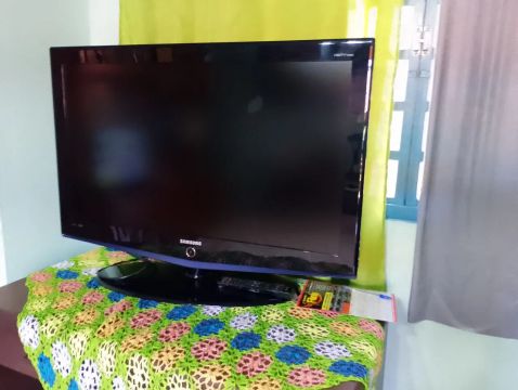 TV Samsung LCD 40 polegadas(NAO É SMART )