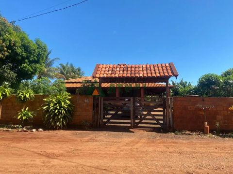 Chácara com 915m² em ALVORADA DO SUL