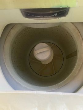 Máquina de lavar com defeito 