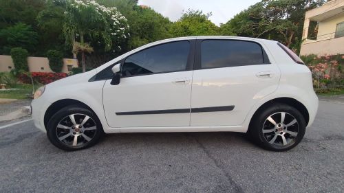 FIAT PUNTO 2013 ATTRACTIVE 1.4 FIRE FLEX 8V 5P