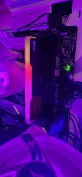 Memória Redragon Solar DDR4 RGB 16GB 3600MHz 