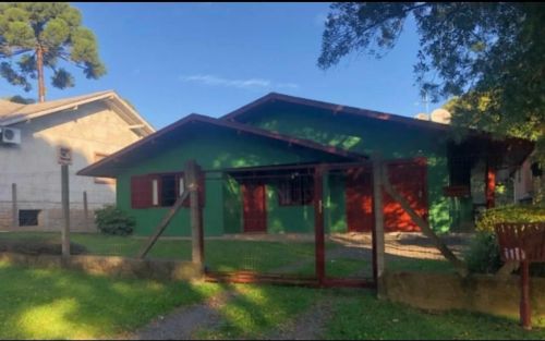 Casa em rua dona Francisca - Carniel - Gramado/RS