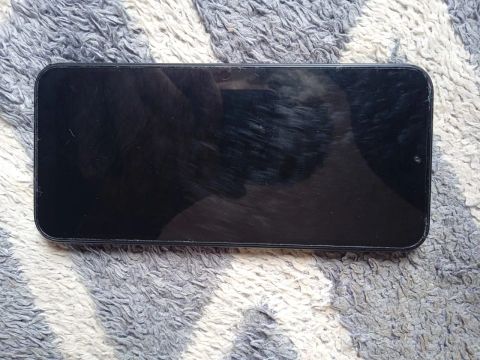 Celular Android em ótimo estado