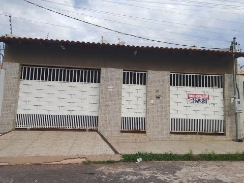 Casa à venda em ótima localização!