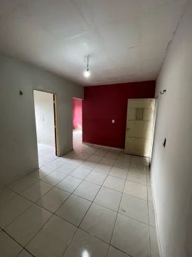Alugo casa Ampla com ou sem o Ponto Comercial - Zona Leste (Bairro Novo Uruguai)