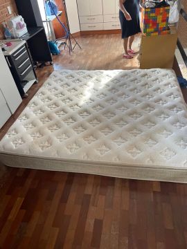 vendo colchão king size 1,93x2,03 simmons usado 