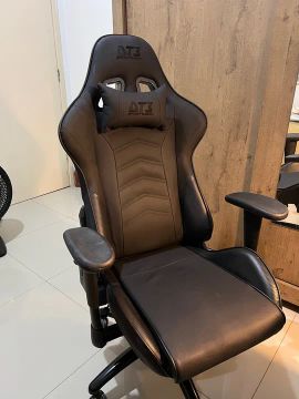 Cadeira Gamer DT3 - Conforto e Estilo