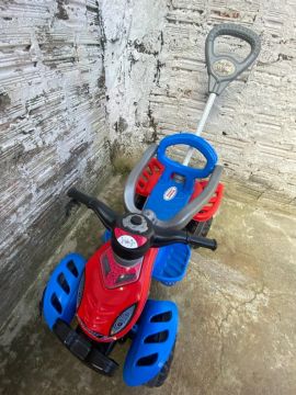 Quadriciclo Infantil Spiderman