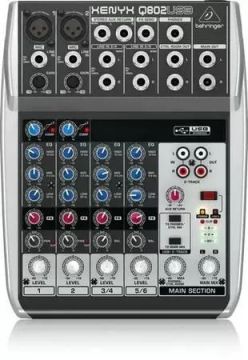Mesa de Som Behringer Xenyx Q802USB 8 Canais