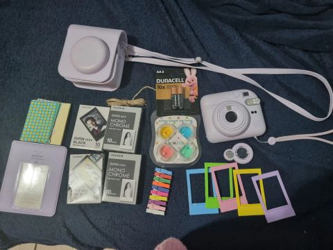 Câmera Instax Mini 12 - Lilas - Nova