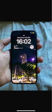 iPhone 12  - 64GB