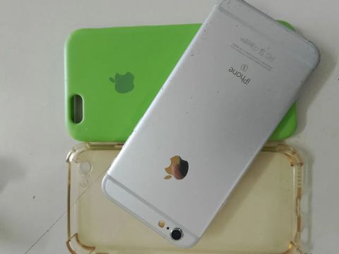 IPHONE 6s 64GB R$ 280,00 REAIS