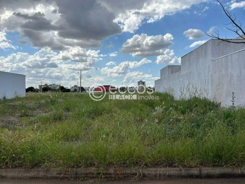 Terreno à venda, Novo Mundo - Uberlândia/MG