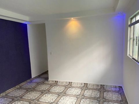 Casa á venda no Itaim paulista 