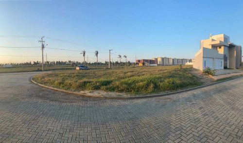 Lote no Condomínio Quintas da Barra - 43951 ^