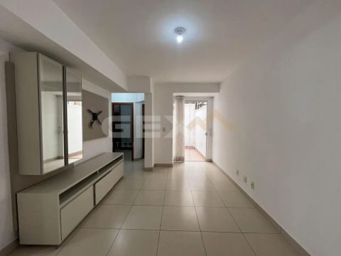 Apartamento à venda no Centro, com 2 quartos sendo 1 suíte master toda planejada
