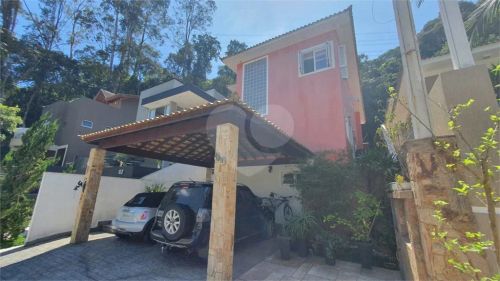 Condomínio com 3 quartos à venda em Jardim Itatinga - SP