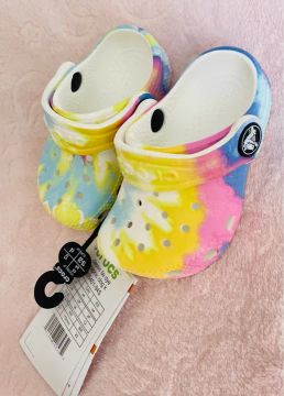 Crocs 