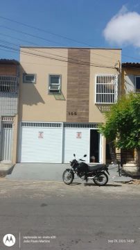 Imóvel para aluguel com 2 quartos em Jóquei Clube - Fortaleza - CE