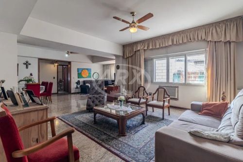 Apartamento de 158.53m² no bairro Floresta, com 3