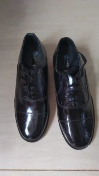 Sapato social preto semi novo zarado