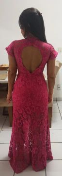 Vestido de renda rosa