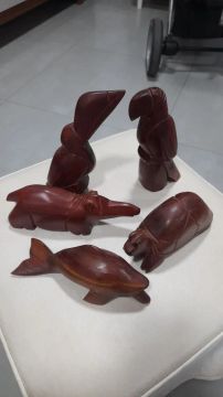 Escultura de madeira 