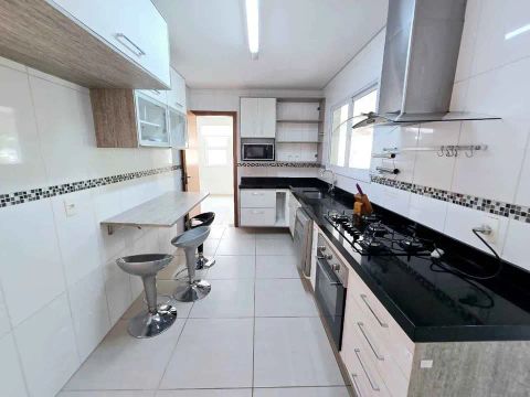 Imóvel para venda tem 110 metros quadrados com 3 quartos em Morretes - Itapema - SC
