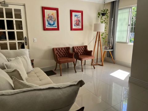 Apartamento à venda