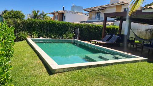 Casa de condomínio Golf Residence 4 rodas 3 quartos 2 suítes Piscina