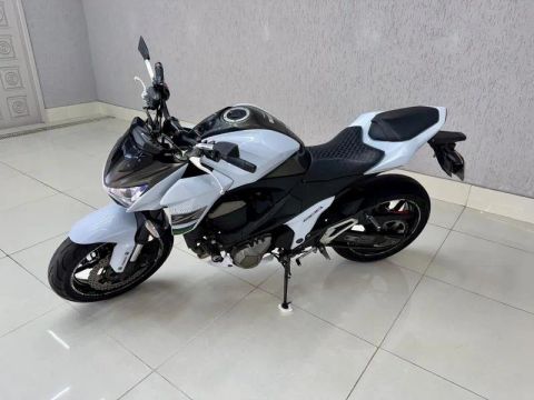 Kawasaki 2016  - Branca - Impecável - KAWASAKZ800