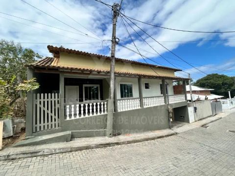 Excelente casa independente para venda com 3 quartos sendo 2 suítes em Porto da Roça - Saq