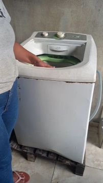 Máquina de Lavar Automática