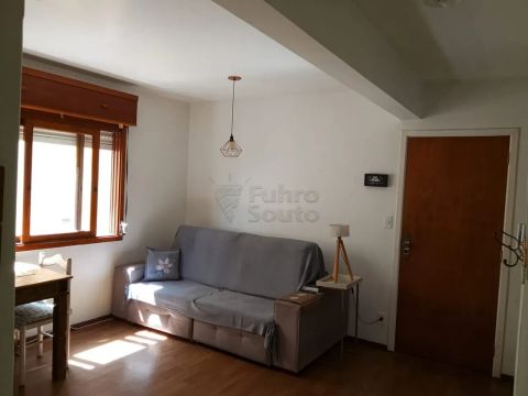 Apartamento Semi Mobiliado no Edifício Vitória Park - Conforto e Praticidade no Centro