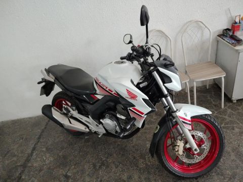 TWISTER 250 ANO 2022