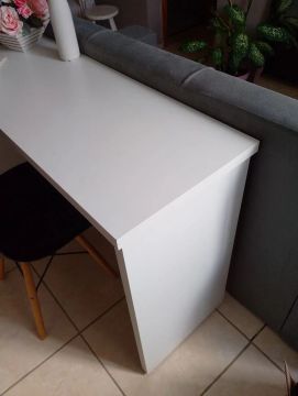  Mesa de Escritório e cadeira (aluguel)
